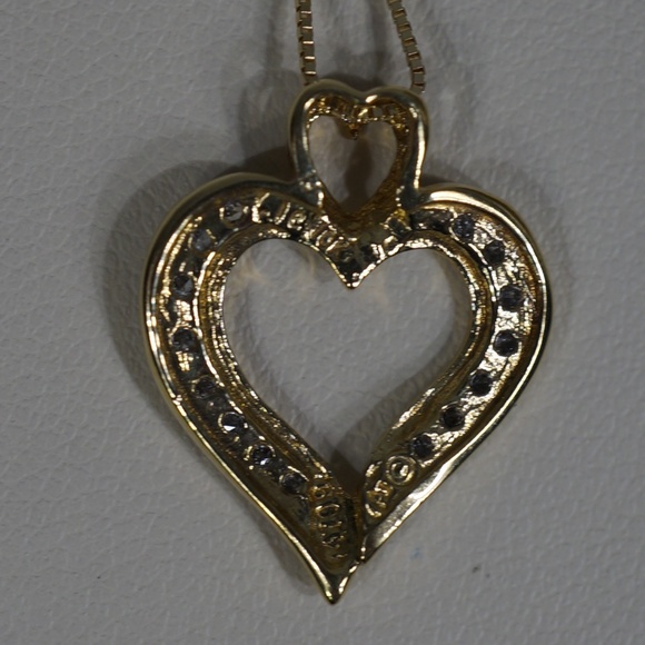 14KTT Gold Genuine Diamond Heart Pendant W/Chain - Picture 5 of 6